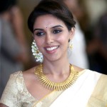 Actress-Asin-Kerala-saree-stills