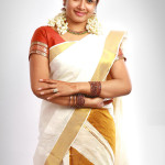Anu-malayalam-actress-onam-saree-stills