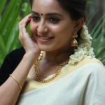 Onam-traditional-saree-photos