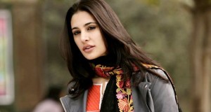 actress-nargis-fakhri-wallpaper