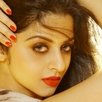 Kaaviya-Thalaivan-Movie-actress-Vedhika-Hot-photos-Stills-Gallery