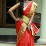 Malayalam-Actress-malavika-menon-beautiful-Saree-stills