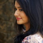 beautiful-actress-poonam-bajwa-lovely-stills
