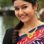 poonam-bajwa-saree-picture