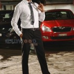 dhilluku dhuddu santhanam hero