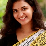 Actress-Honey-Rose-May-2013-pics
