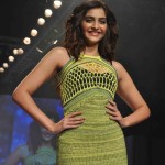 Bollywood actress sonam-kapoor photos